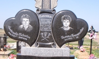 Гранитные памятники для двоих