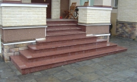 Ступени из гранита